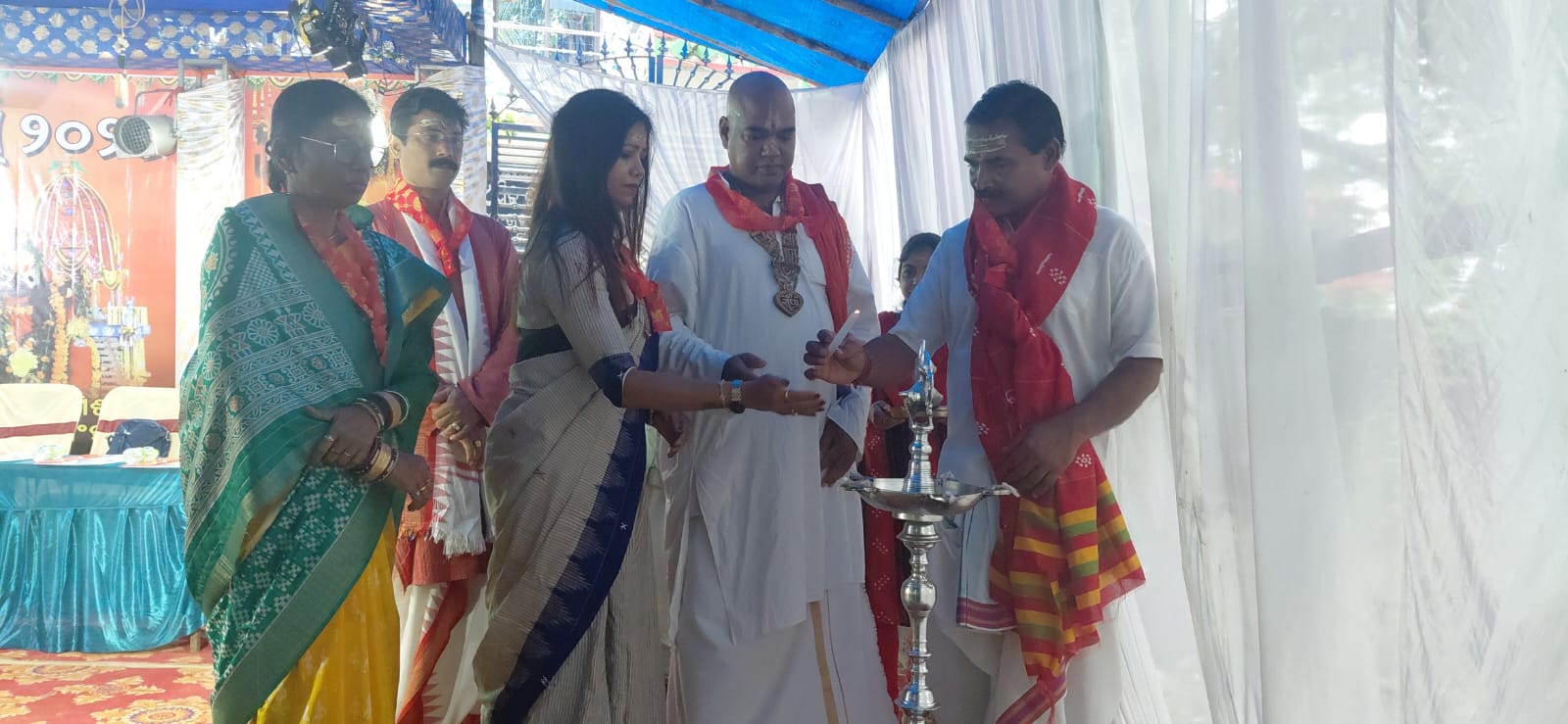 To donate Food for all Devotess of lord jagannath